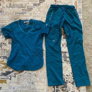 Greys Anatomy Scrub set